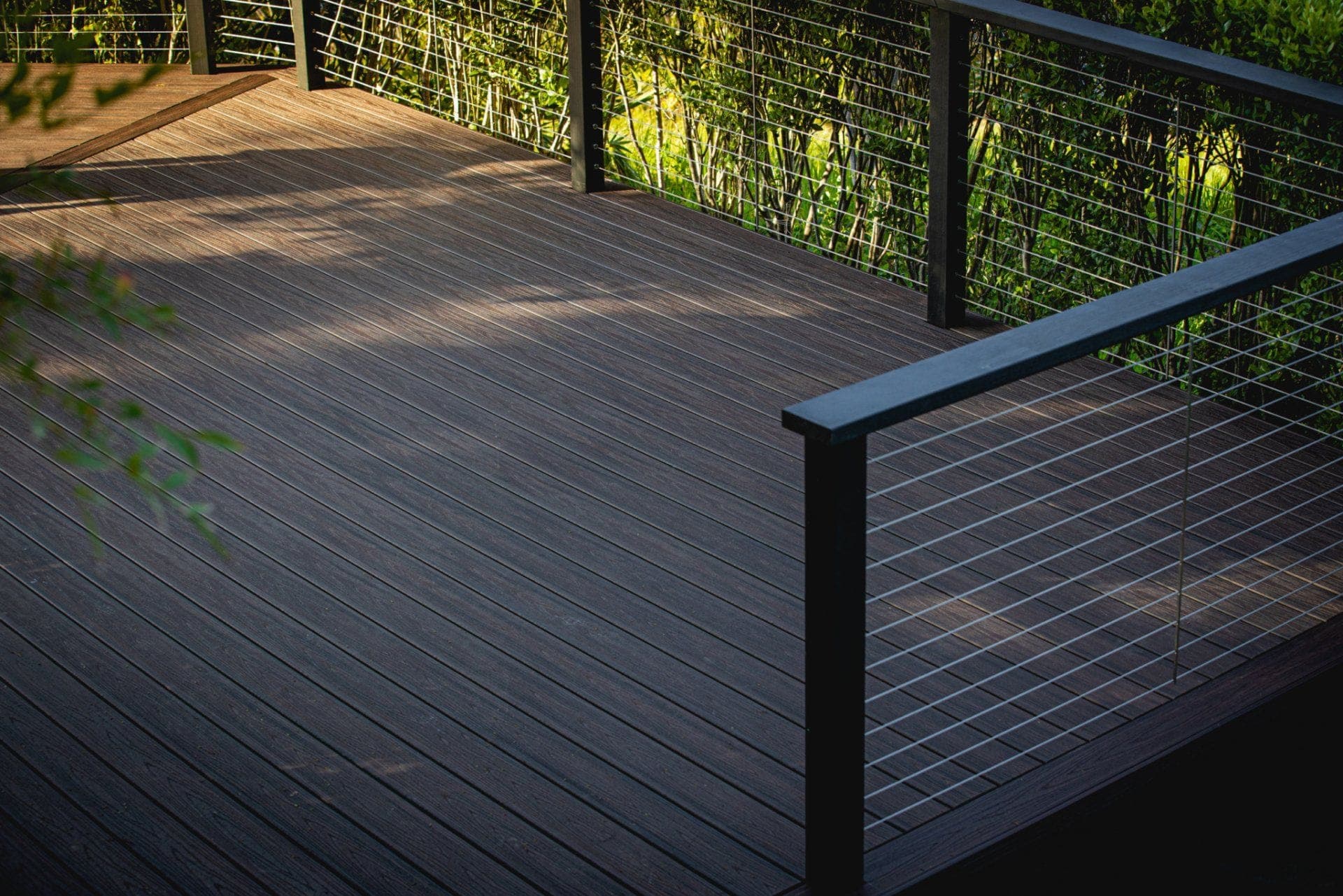 Wood Decking vs Composite Decking. Which one is best?